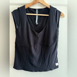 Vuori Black Ribbed Top with built in bra